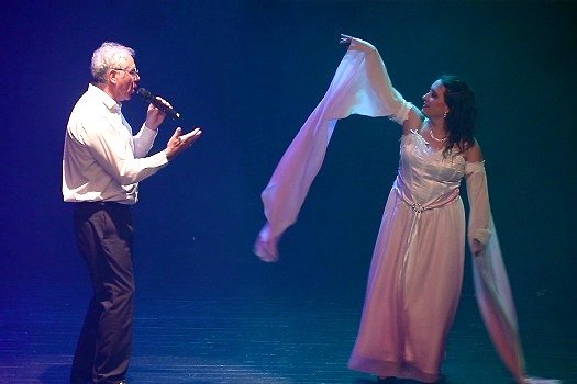 Image de la troupe Dancsingshow. Sacha Rives