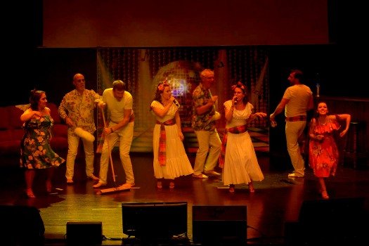 Image de la troupe Dancsingshow. Sacha Rives